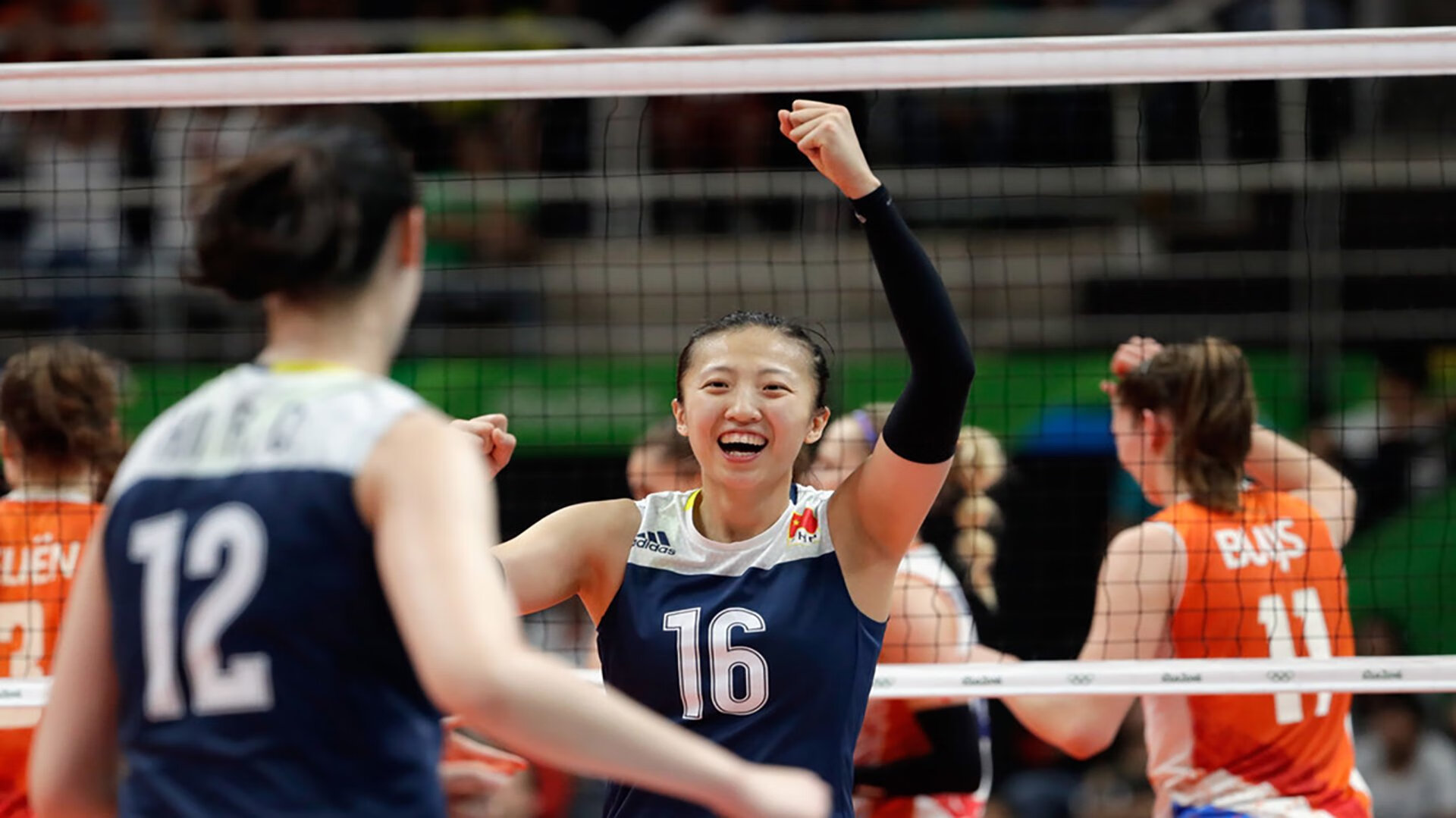 2-4落后到5-4绝杀!法国队客场掀翻国际米兰,范戴克补时建功成救世主